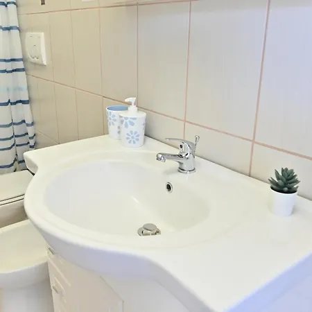 Izzhome Sea Style Апартаменты Пула