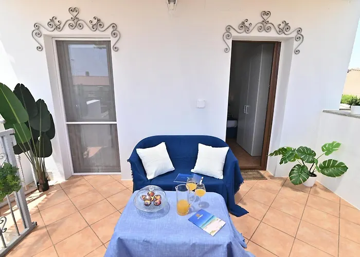 Izzhome Sea Style Апартаменты *