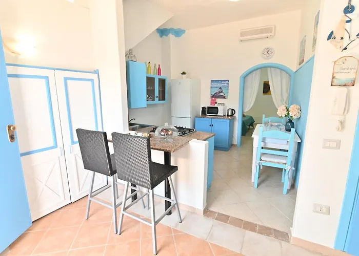 Апартаменты Izzhome Sea Style *