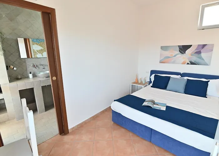 Апартаменты Izzhome Sea Style *